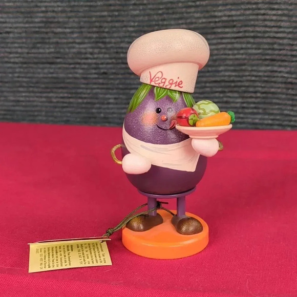 Eggplant Smoky, Christmas From Germany - Picture 1 of 10